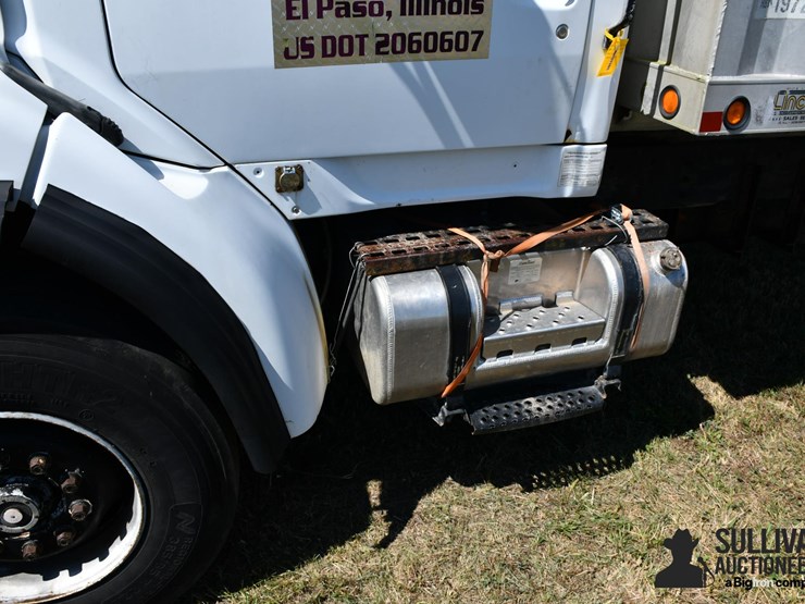 1997-ford-lt9513-image-15