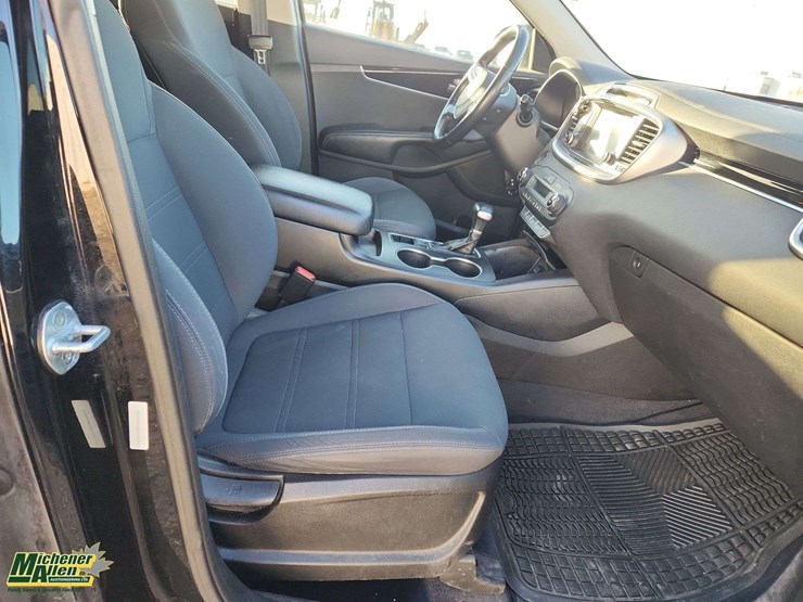 2019-kia-sorento-image-21