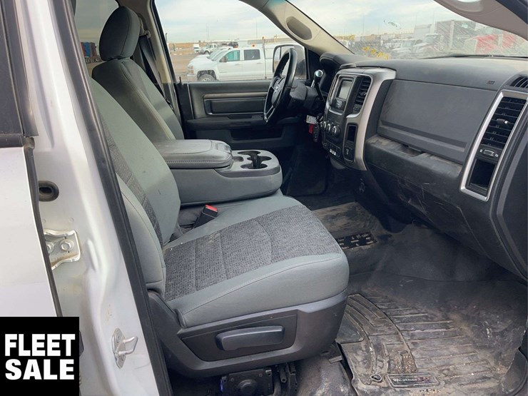 2018-dodge-2500-image-17