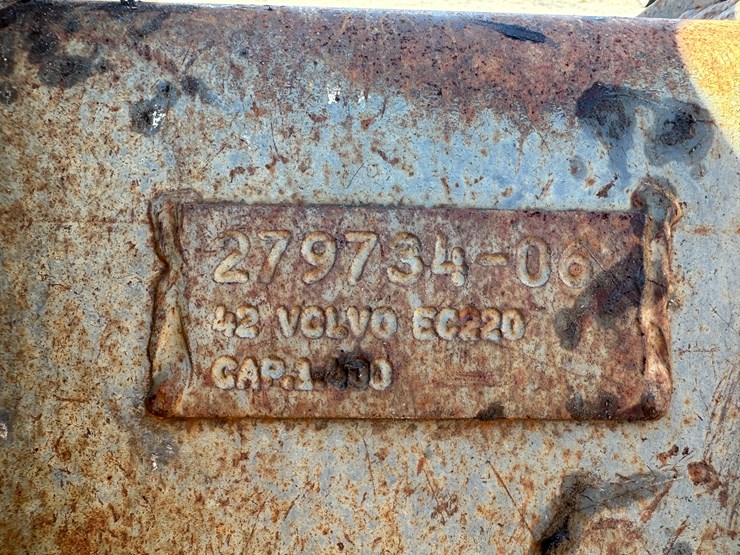 #32583-•-tag-42"-excavator-bucket-image-13