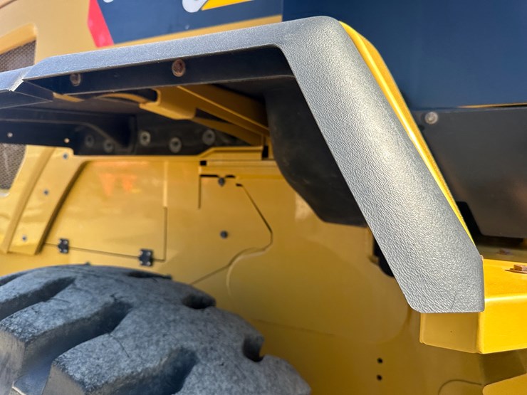 2016-caterpillar-926m-image-58