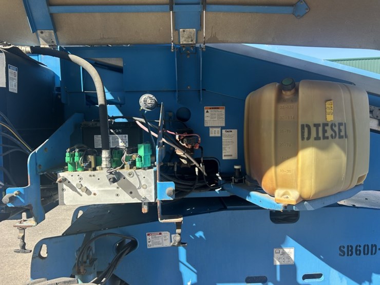 2008-genie-s60-image-22