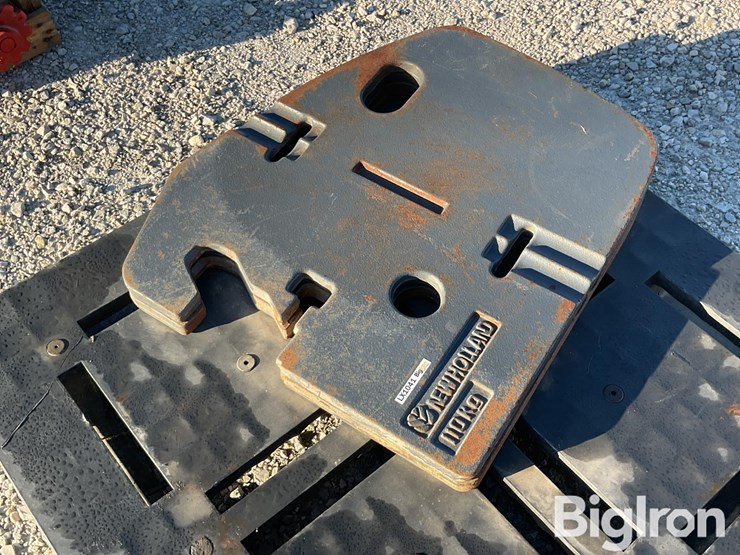 new-holland-70-image-7