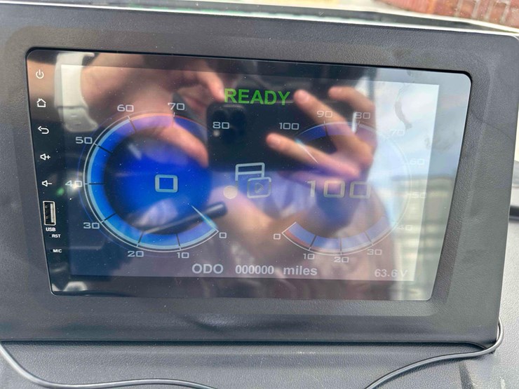 unused-irgc80-battery-powered-golf-cart-image-13