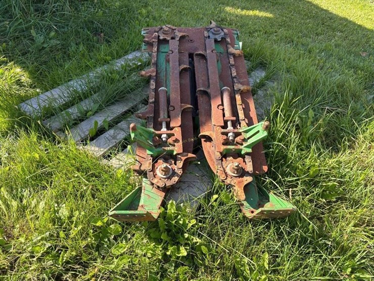 john-deere-corn-row-unit-image-5