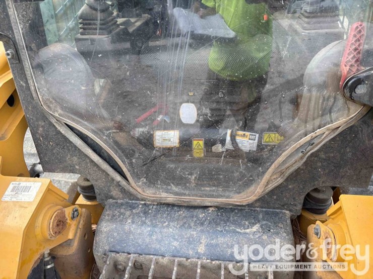 2022-caterpillar-299d3-xe-image-22