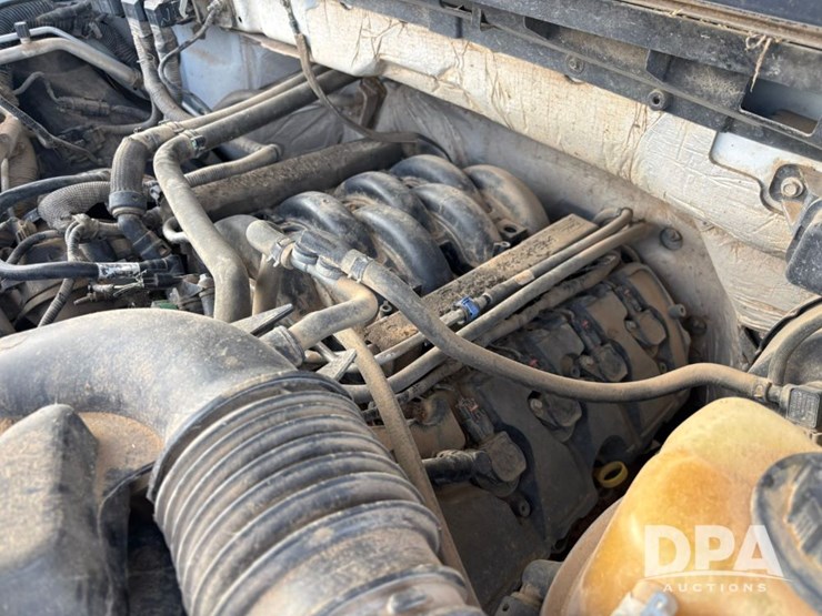 2014-ford-f150-xlt-image-44