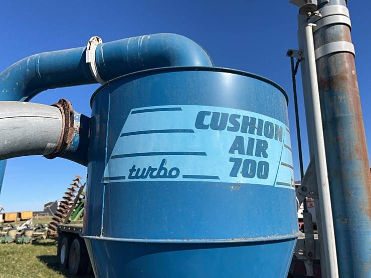 cushion-air-700-grain-van-image-10