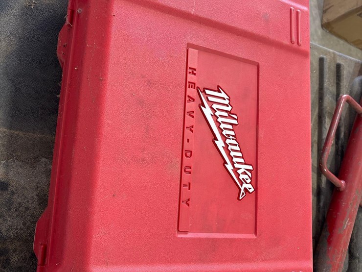 milwaukee-v28-band-saw-image-6