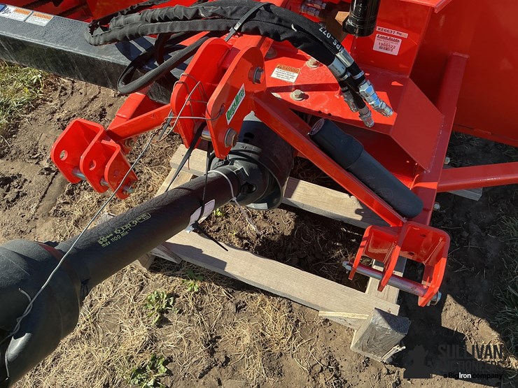 land-pride-sb2584-84”-3-pt-snow-blower-image-11