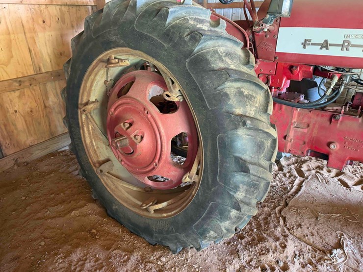 case-ih-350-image-4