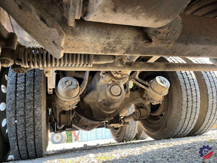 2016-kenworth-t880-image-49