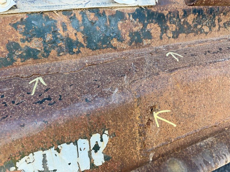 2009-sterling-l9500-image-16