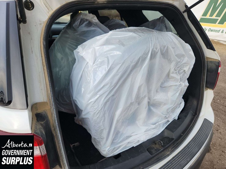 2018-ford-explorer-image-32