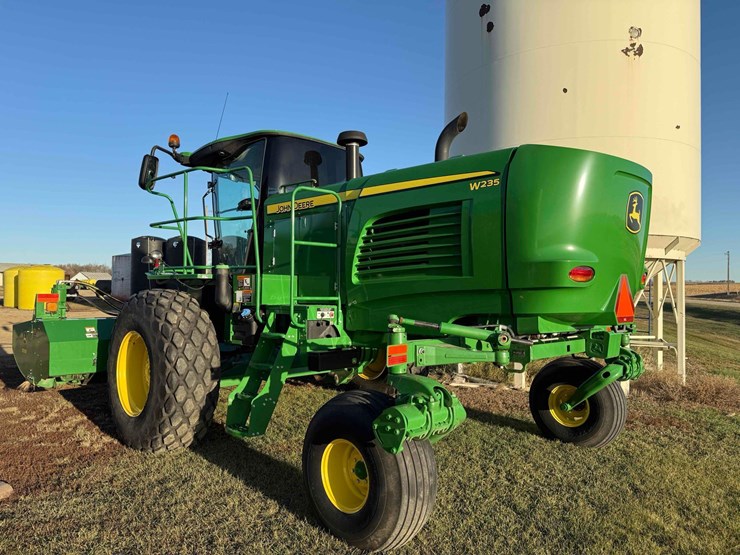 john-deere-w235-image-27