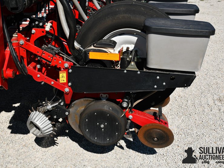 2019-massey-ferguson-9800ve-simply-advanced-ii-16r30-planter-image-16