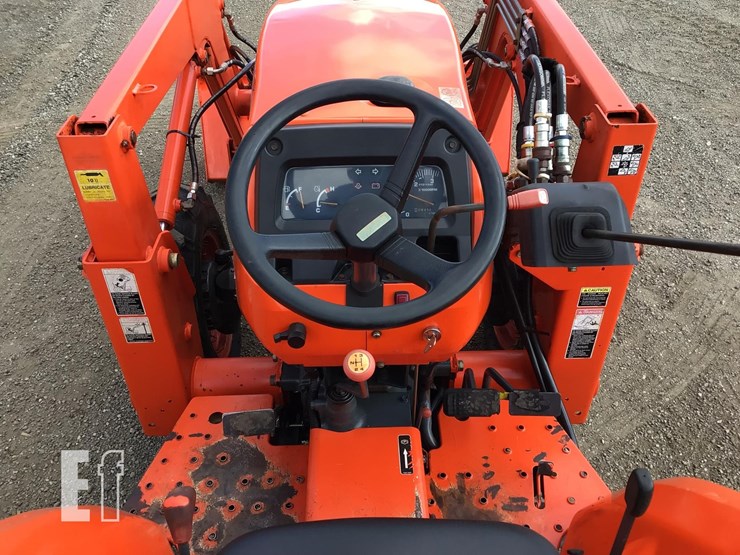 2004-kubota-l3400-image-17