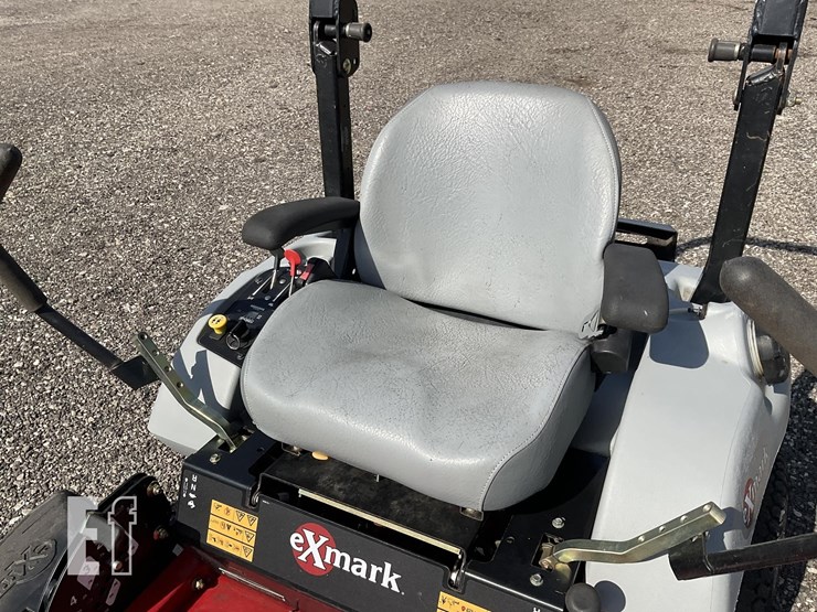 2015-exmark-pne720gkc52200-image-10