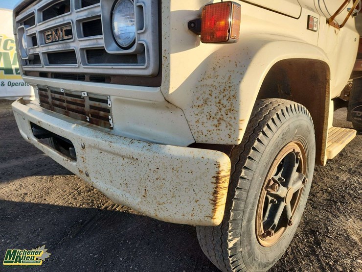 1991-gmc-7000-image-35