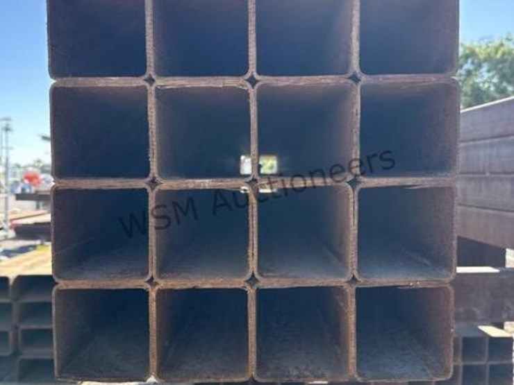 bundle-of-3-1/2in-square-tubing-image-2