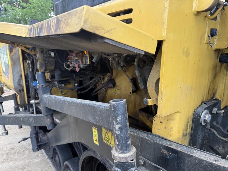 caterpillar-ap-1055f-image-20