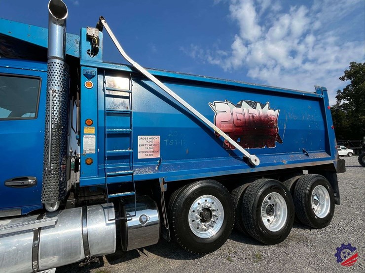 2016-kenworth-t880-image-29