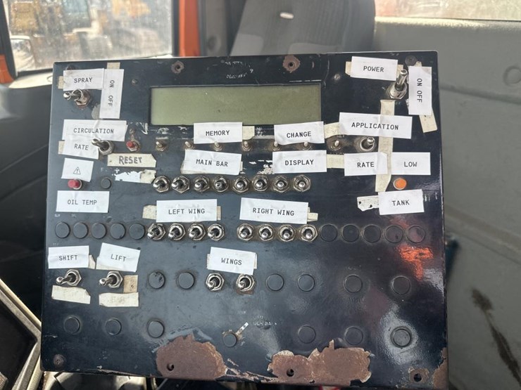 2009-international-7400-image-39