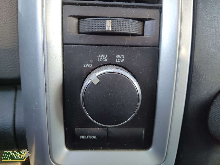 2011-dodge-2500-image-11