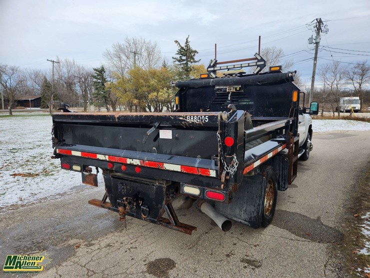 2013-chevrolet-silverado-3500hd-image-5