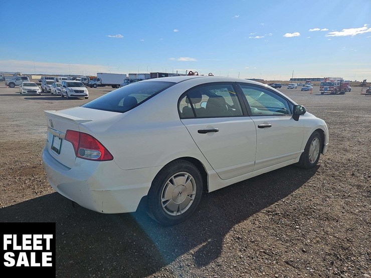 2009-honda-civic-dx-g-4dr-sedan-image-4