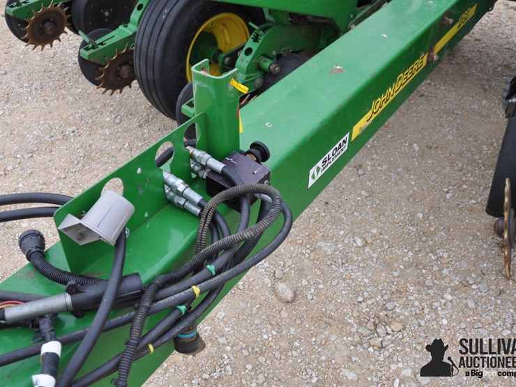 2009-john-deere-1760-image-11