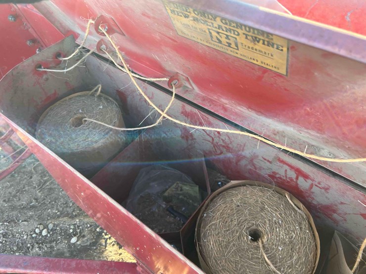 new-holland-268-image-11