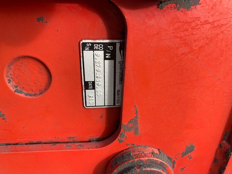 2011-new-holland-h7460-image-17