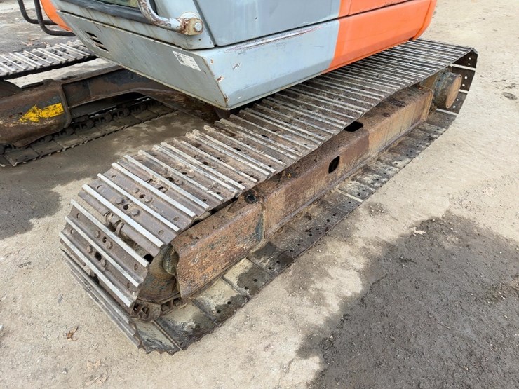 hitachi-zx75us-image-30