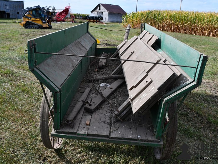 10'-wooden-wagon-image-15