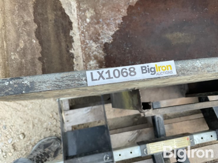 lawn-mower-lift-&-tire-testing-tank-image-12