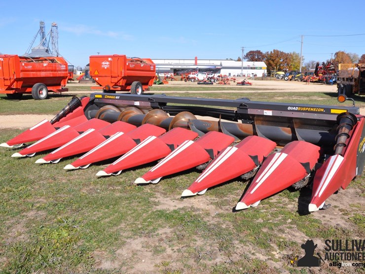 2016-drago-gt-8-30-8r30-corn-head-image-1