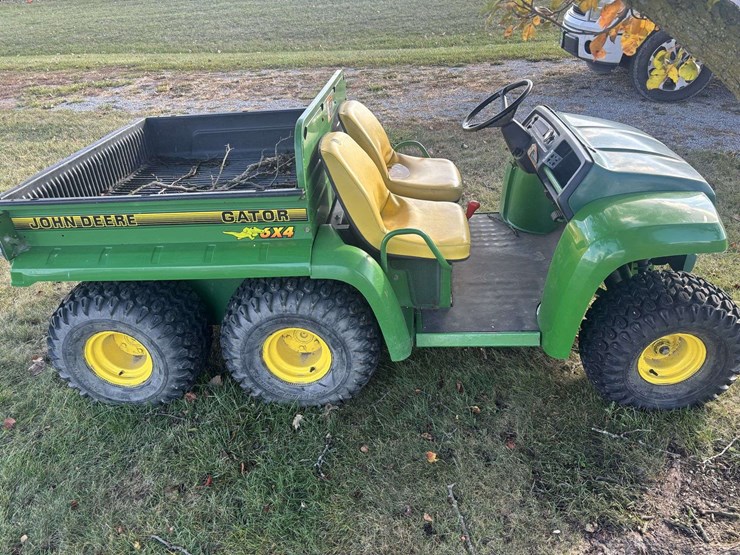 john-deere-gator-image-2