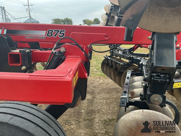 2017-case-ih-875-ecolo-tiger-9-shank-disk-ripper-image-18