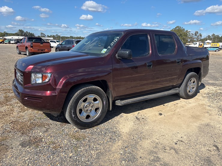 #24327-•-2008-honda-ridgeliner-image-1