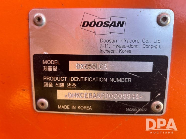 2014-doosan-dx235-lcr-image-86