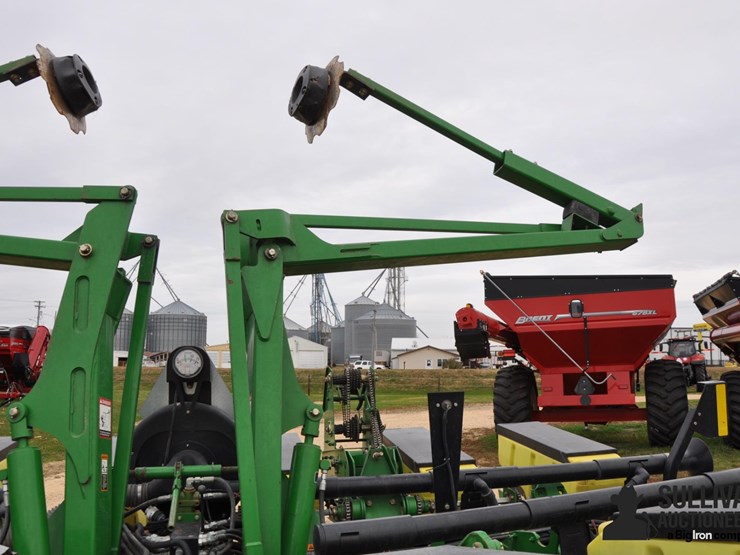 2009-john-deere-1760-image-16