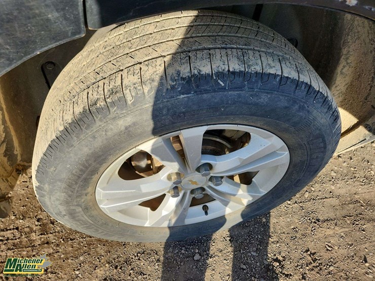 2013-chevrolet-equinox-lt-image-29