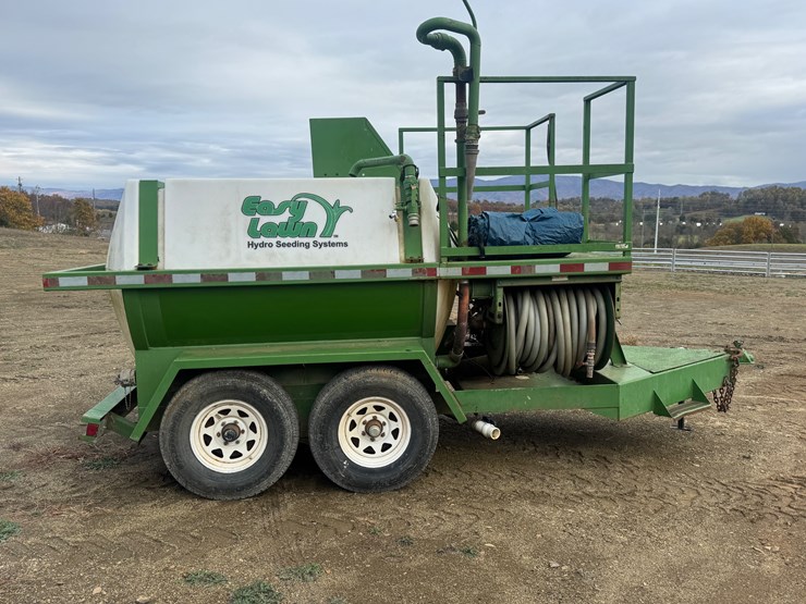 #1305-•-easy-lawn-heavy-duty-commercial-hydro-seeder.-image-1