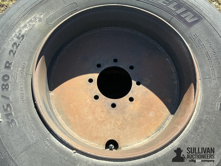 michelin-315/80r22.5-tires-on-8-bolt-rims-image-6