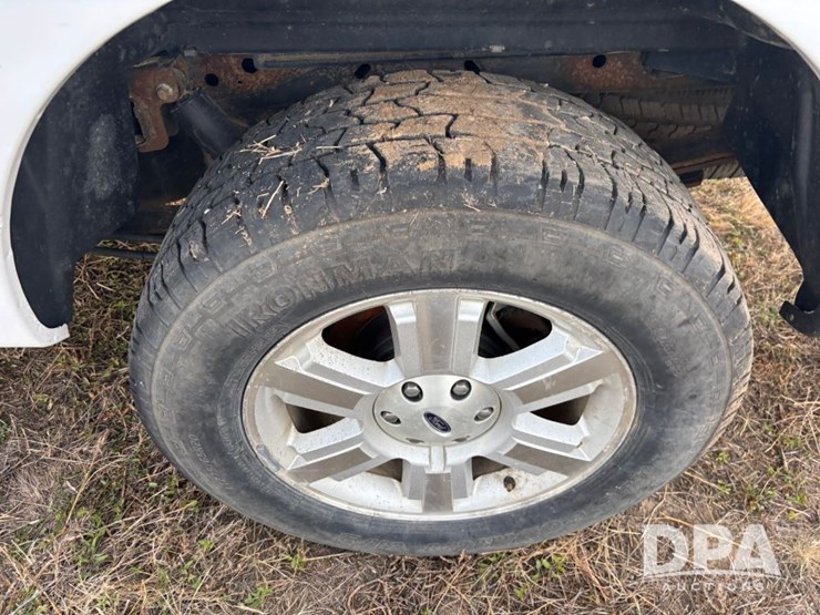 2014-ford-f150-xlt-image-21