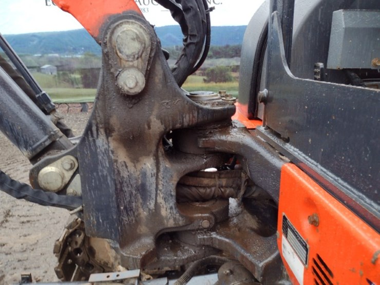 kubota-kx040-4-image-25