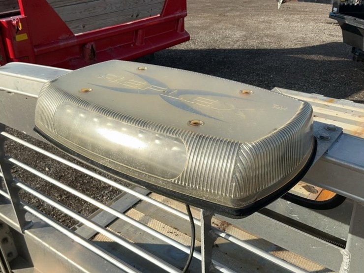 #2204-•-moritz-aluminum-truck-bed*-image-9