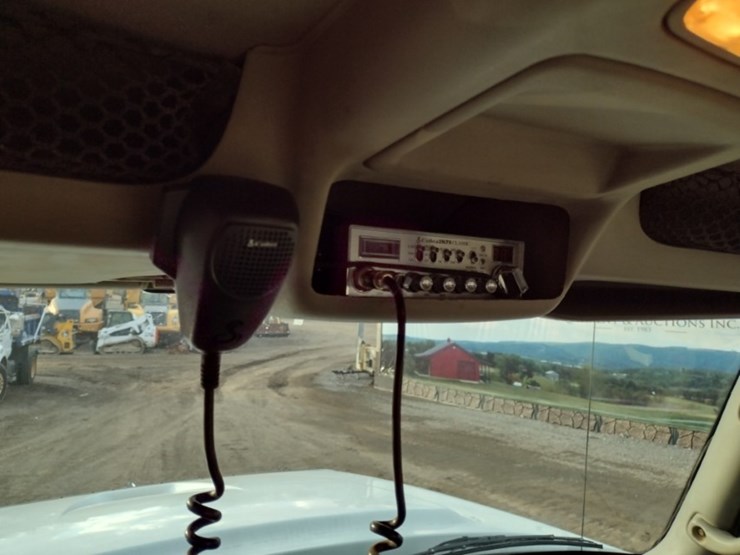 international-10-image-12