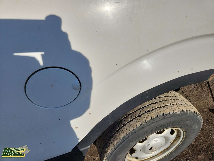 2012-ford-f150-image-38